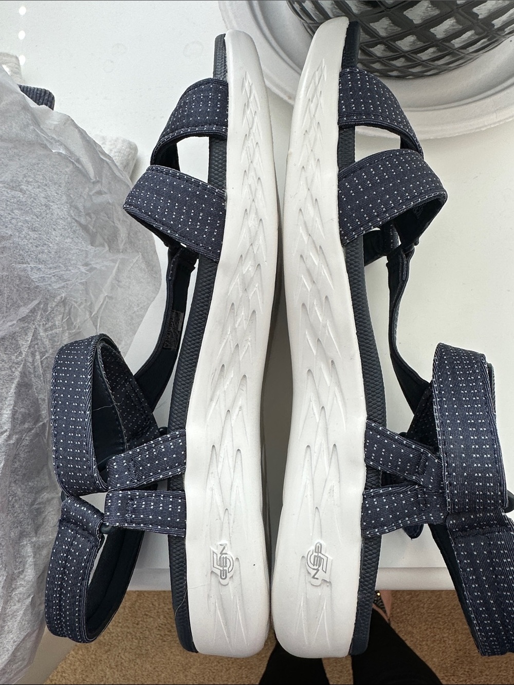 Skechers sandals - Picture 7 of 9
